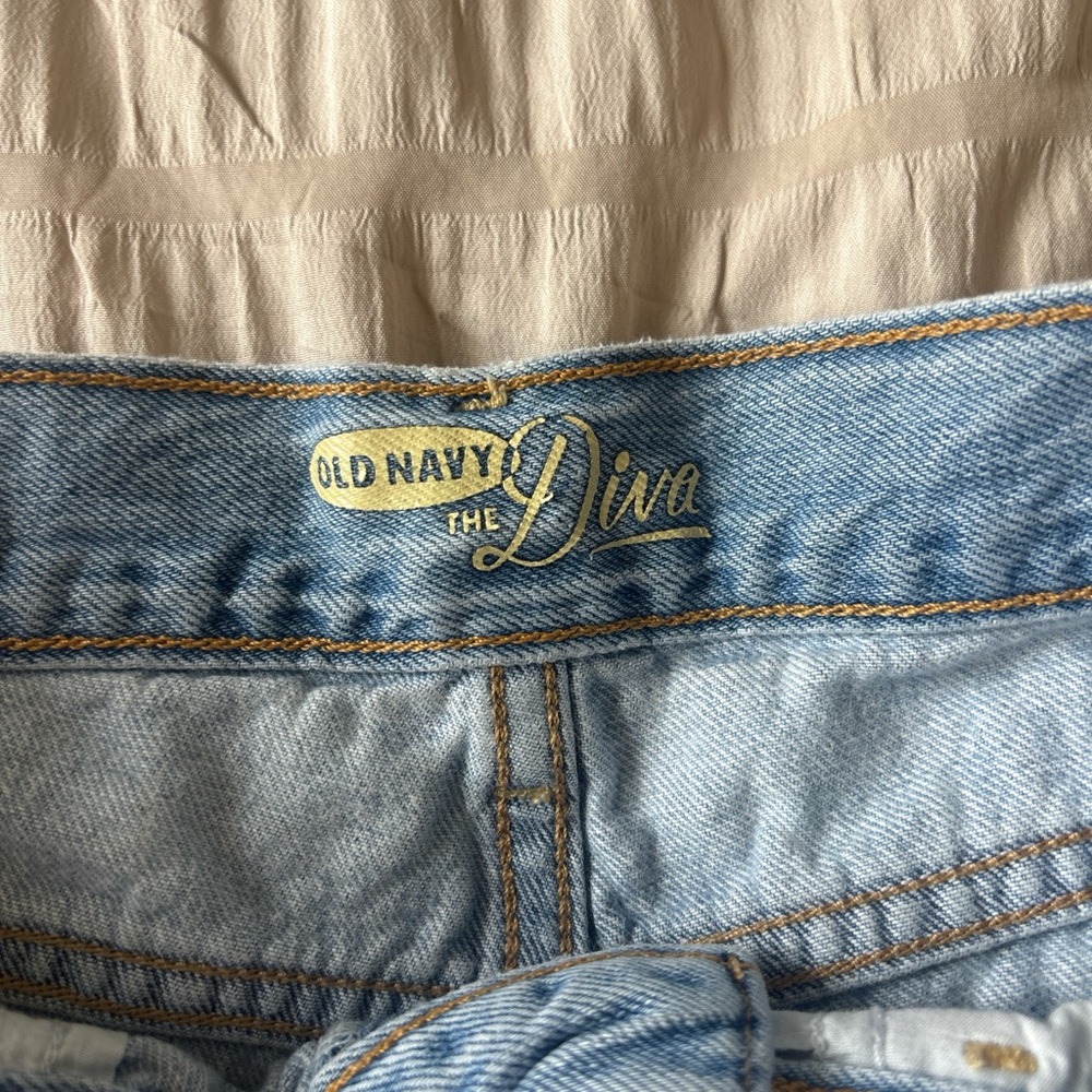 Old Navy Light Blue Ripped Jean Shorts - Picture 3 of 4